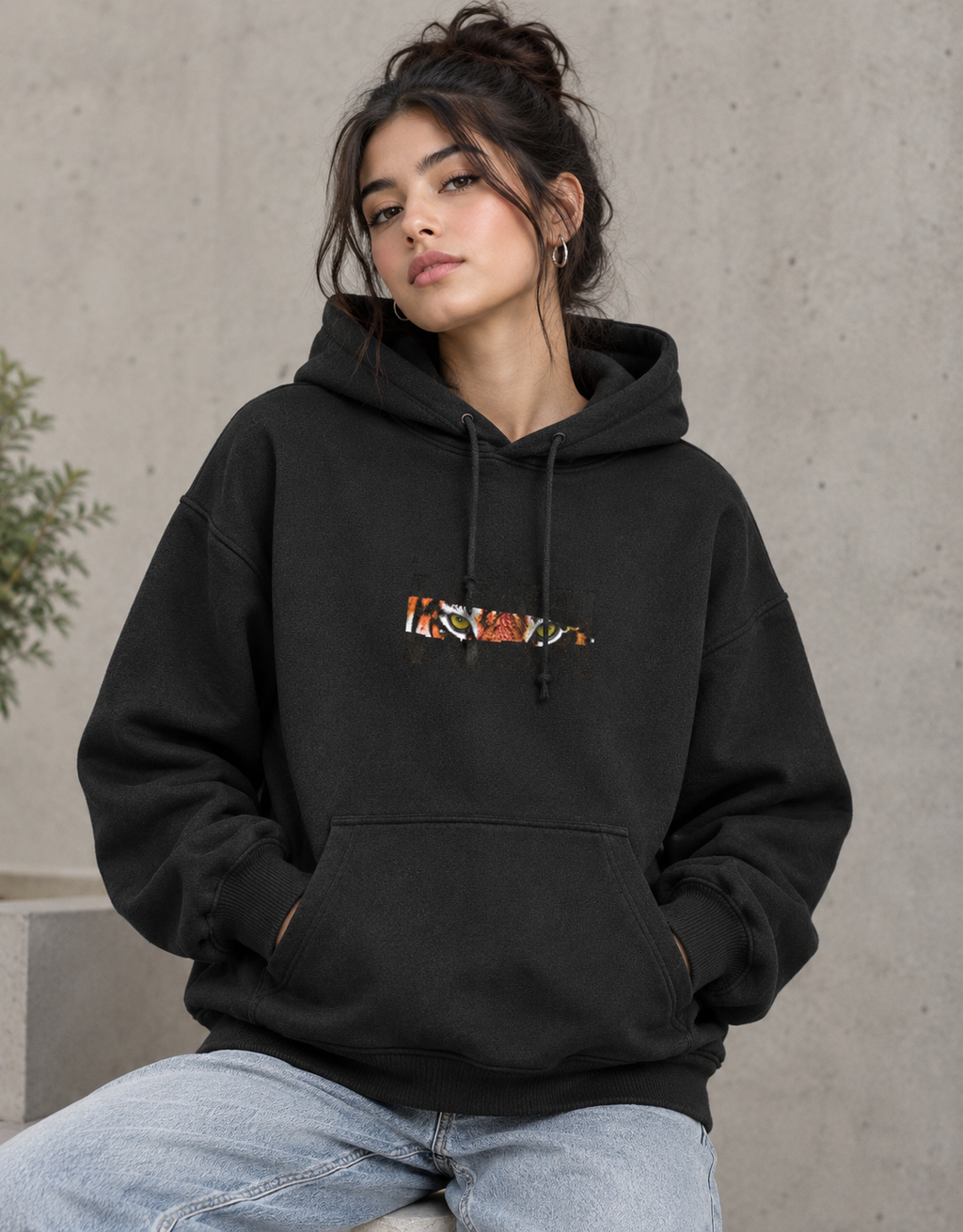 ROAR Tiger Unisex Oversized Hoodie – 400 GSM Cotton Blend | Heavyweight Streetwear